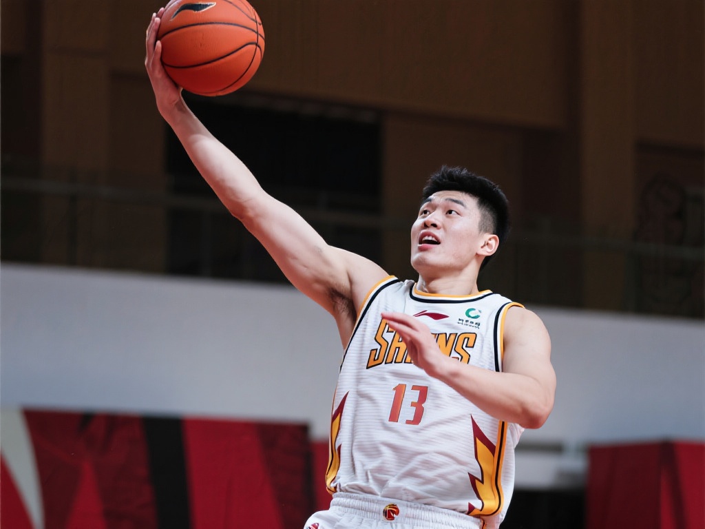 李炎哲首节闪耀：中距离跳投连中带队领先10分